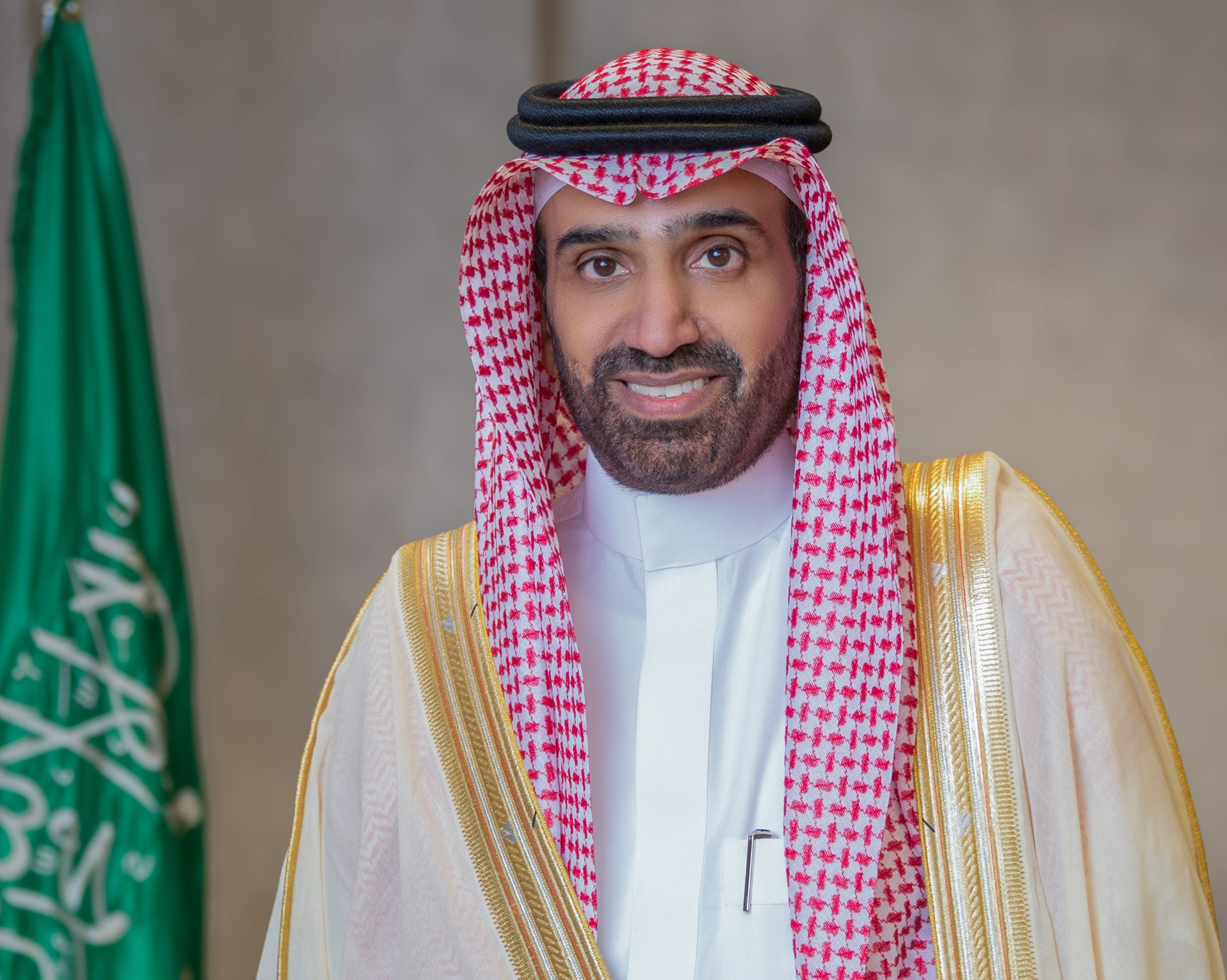 صورة رئيس مجلس الإدارة